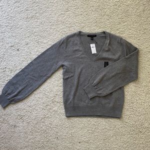 NWT Bana Rep Fac Sweater